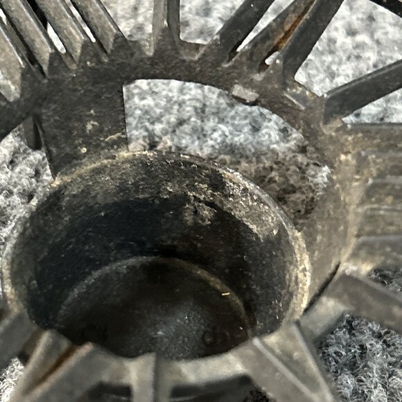 (2) Vtg Cast Iron Candle Holder Pyrex Other Black Legs Stand - Picture 9 of 14